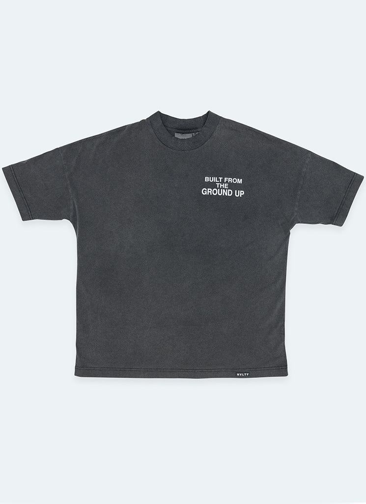 T-shirt « Construit à partir de zéro » - Noir délavé