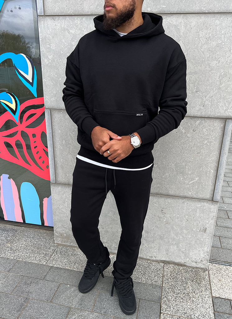 Schwerer Essential Hoodie - Schwarz