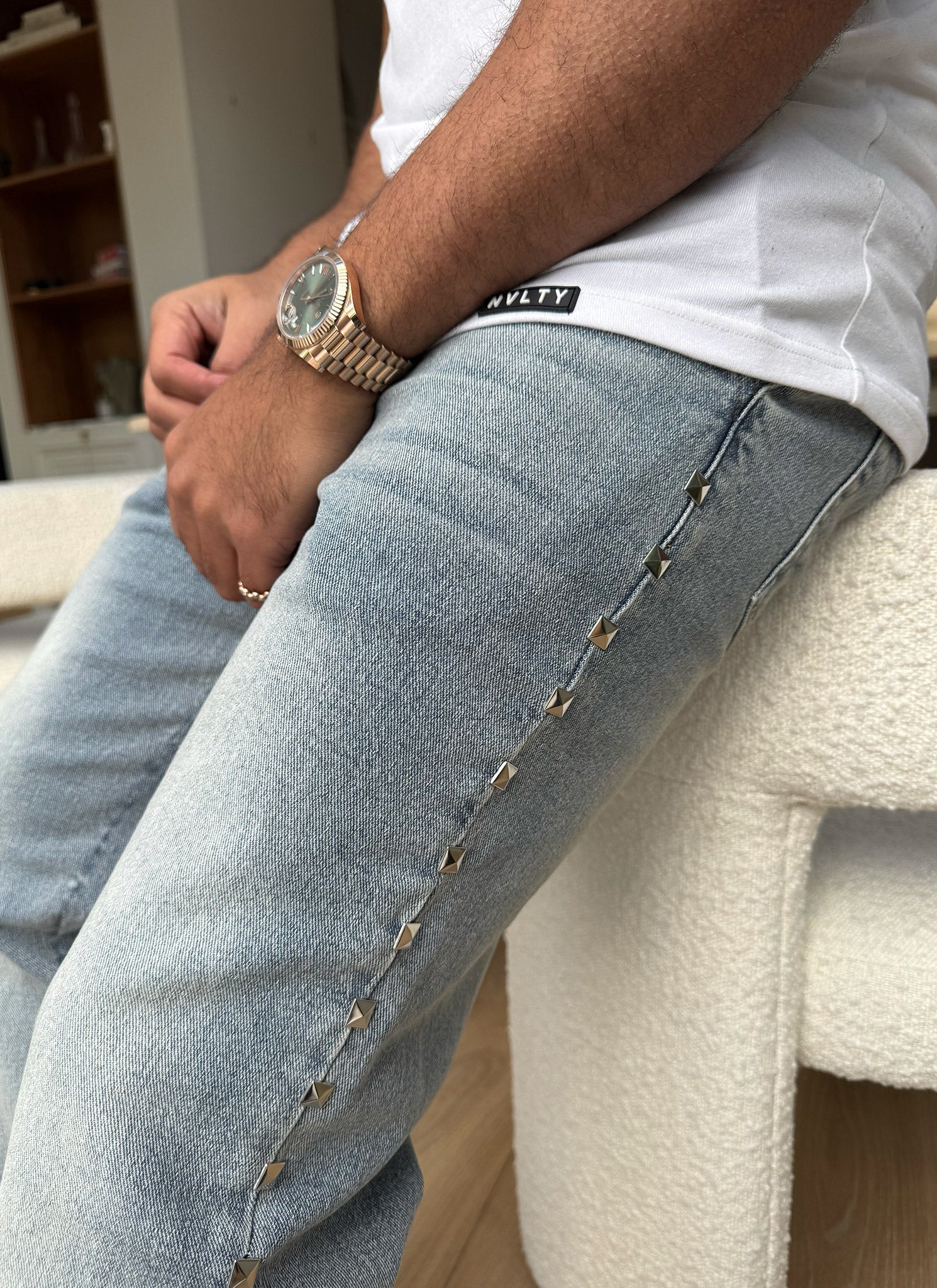 Vintage Pyramid Studded Jeans - Blue