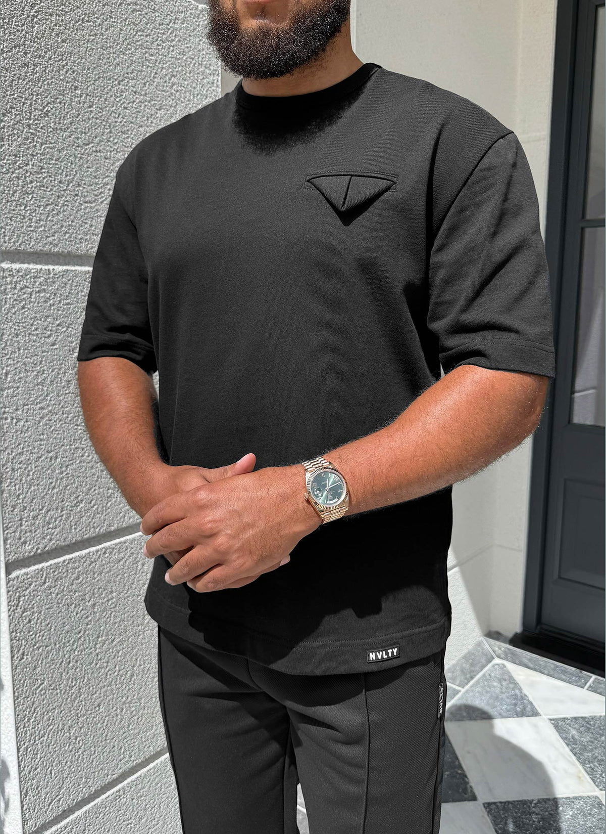 T-shirt à pochette - Noir