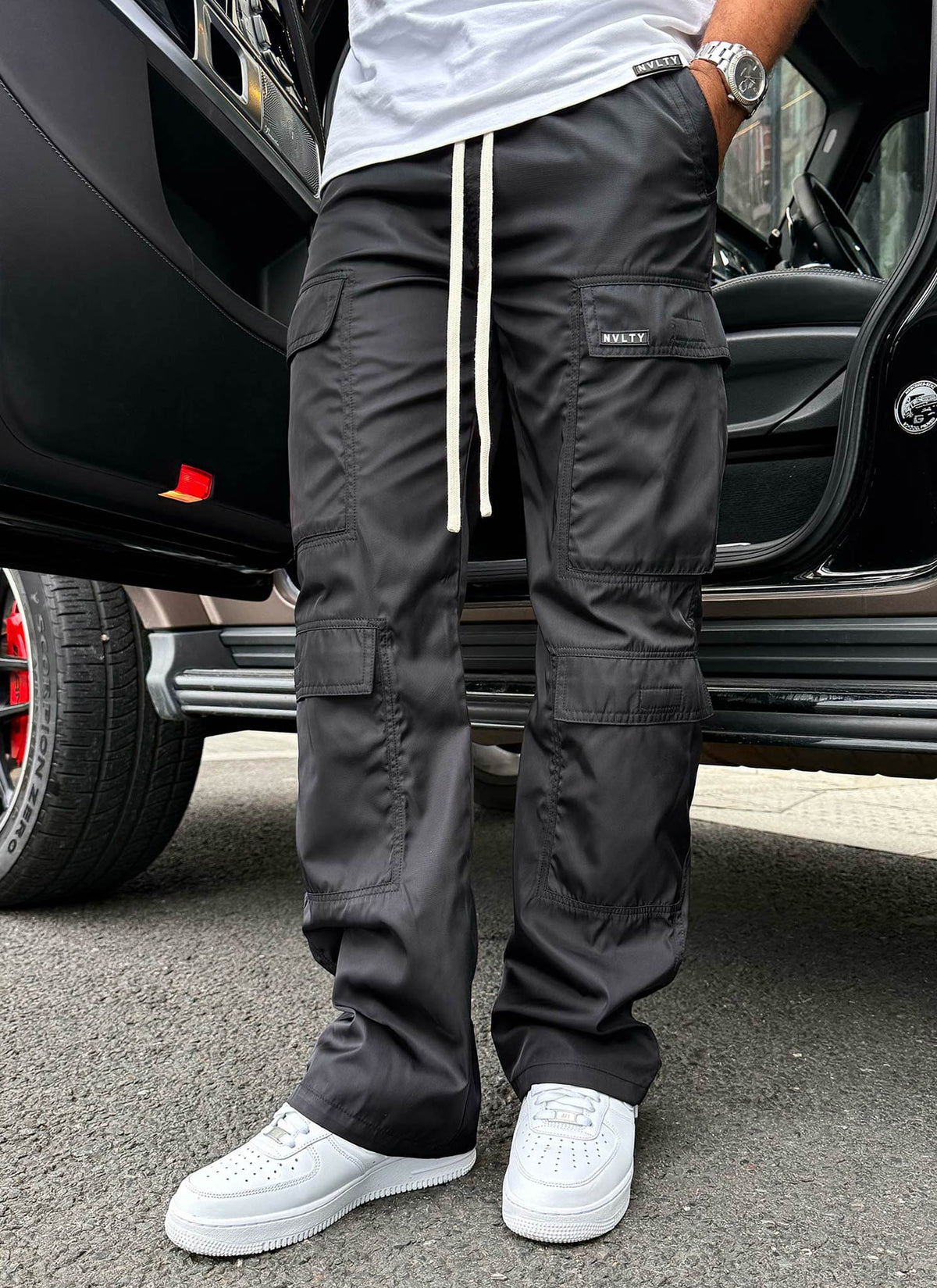 Nylon Double Pocket Cargo Pants - Black