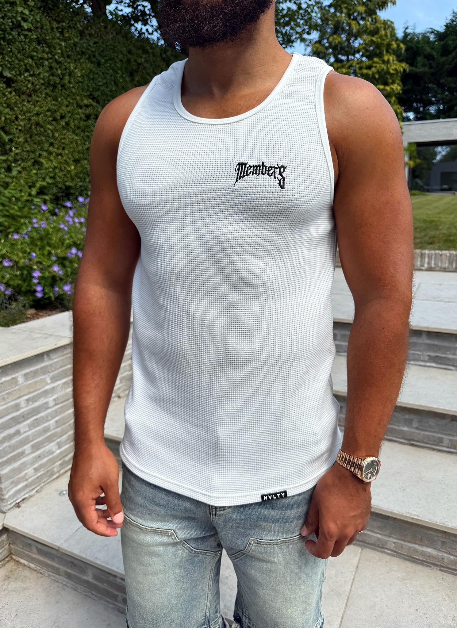 Members Arc Vest - White