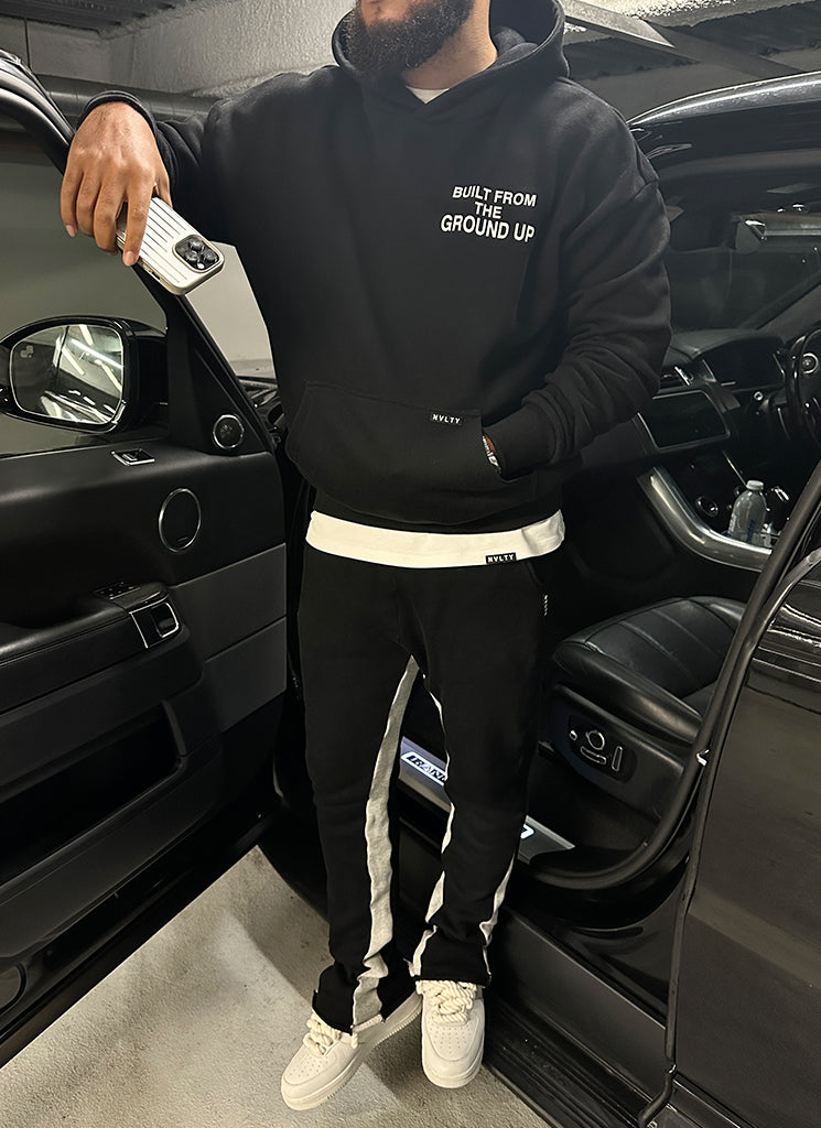 Von Grund auf neu gebauter Hoodie - Schwarz